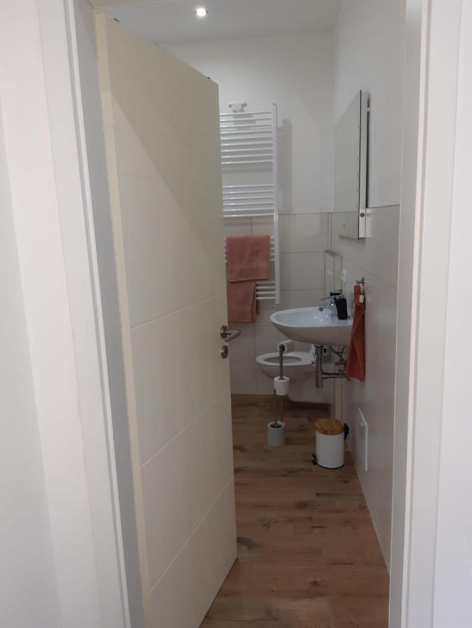 Luxurioese Wohnung Mit Eigenem Garten Augsburg Luaran gambar