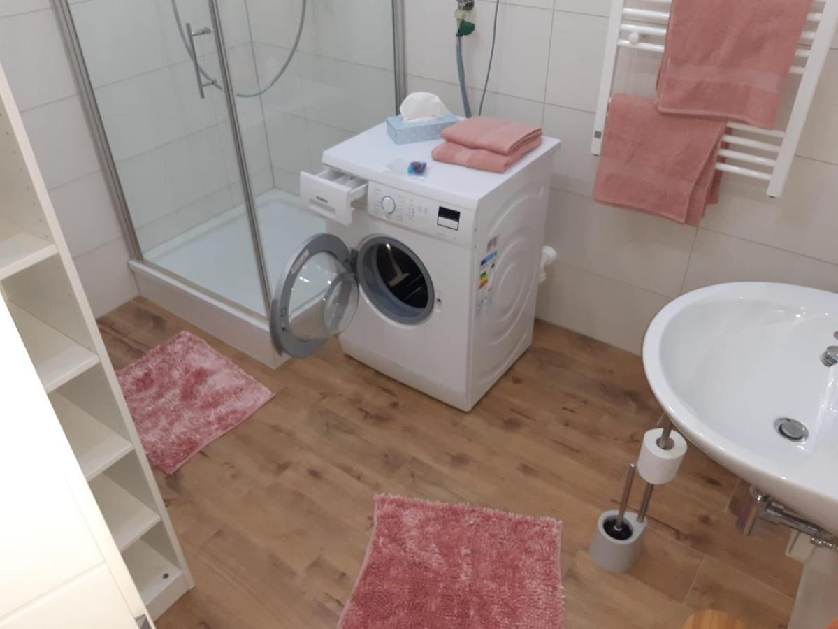 Luxurioese Wohnung Mit Eigenem Garten Augsburg Luaran gambar